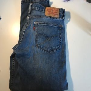 LEVI Jeans